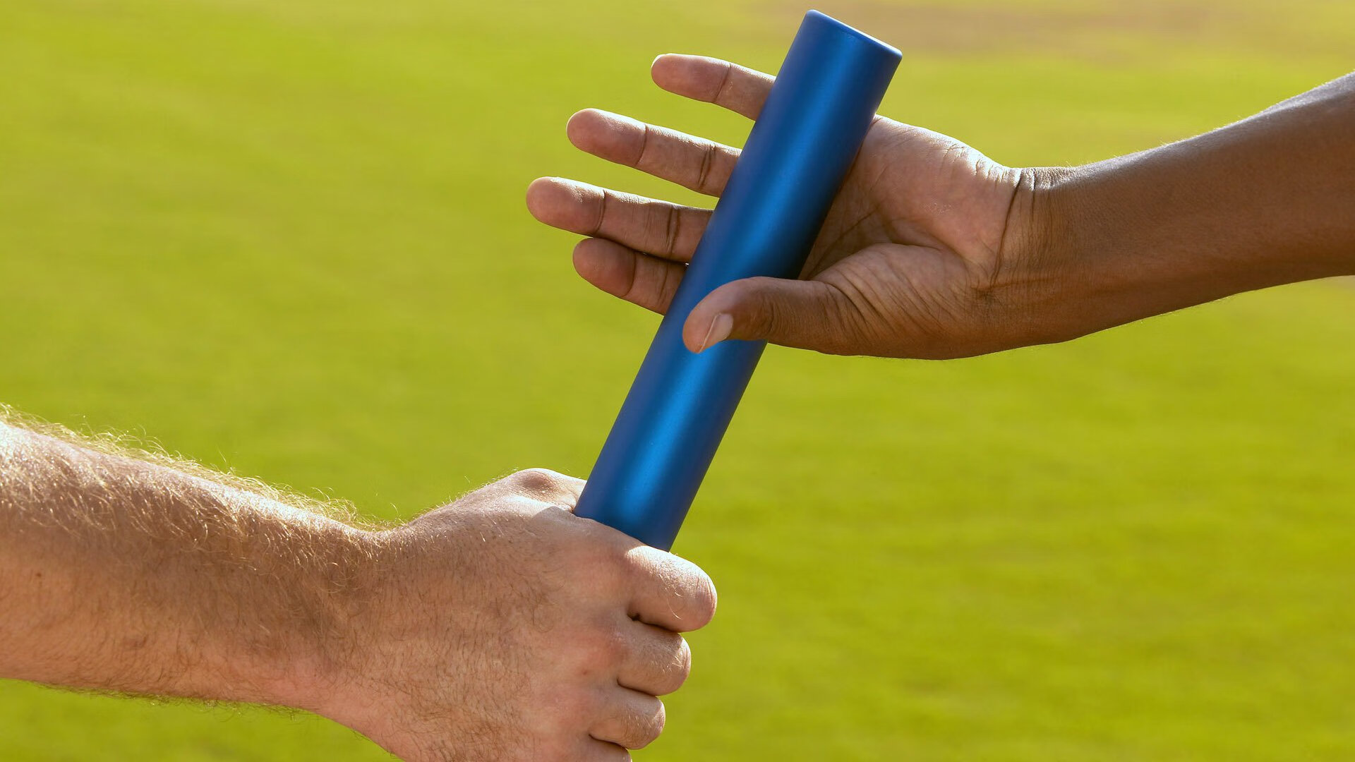 开云体育官网-赛道上的北欧风暴，挪威车手强势征服比利时，F1年度争冠格局骤变