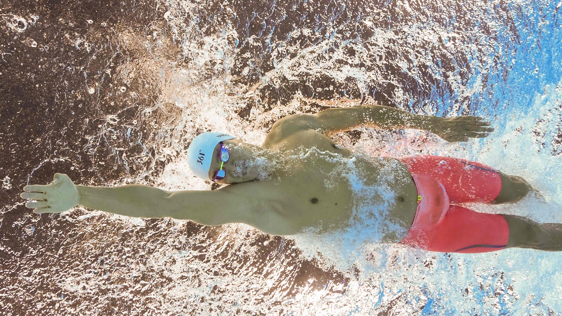 骑士险胜山西队，乔治状态火热成关键先生